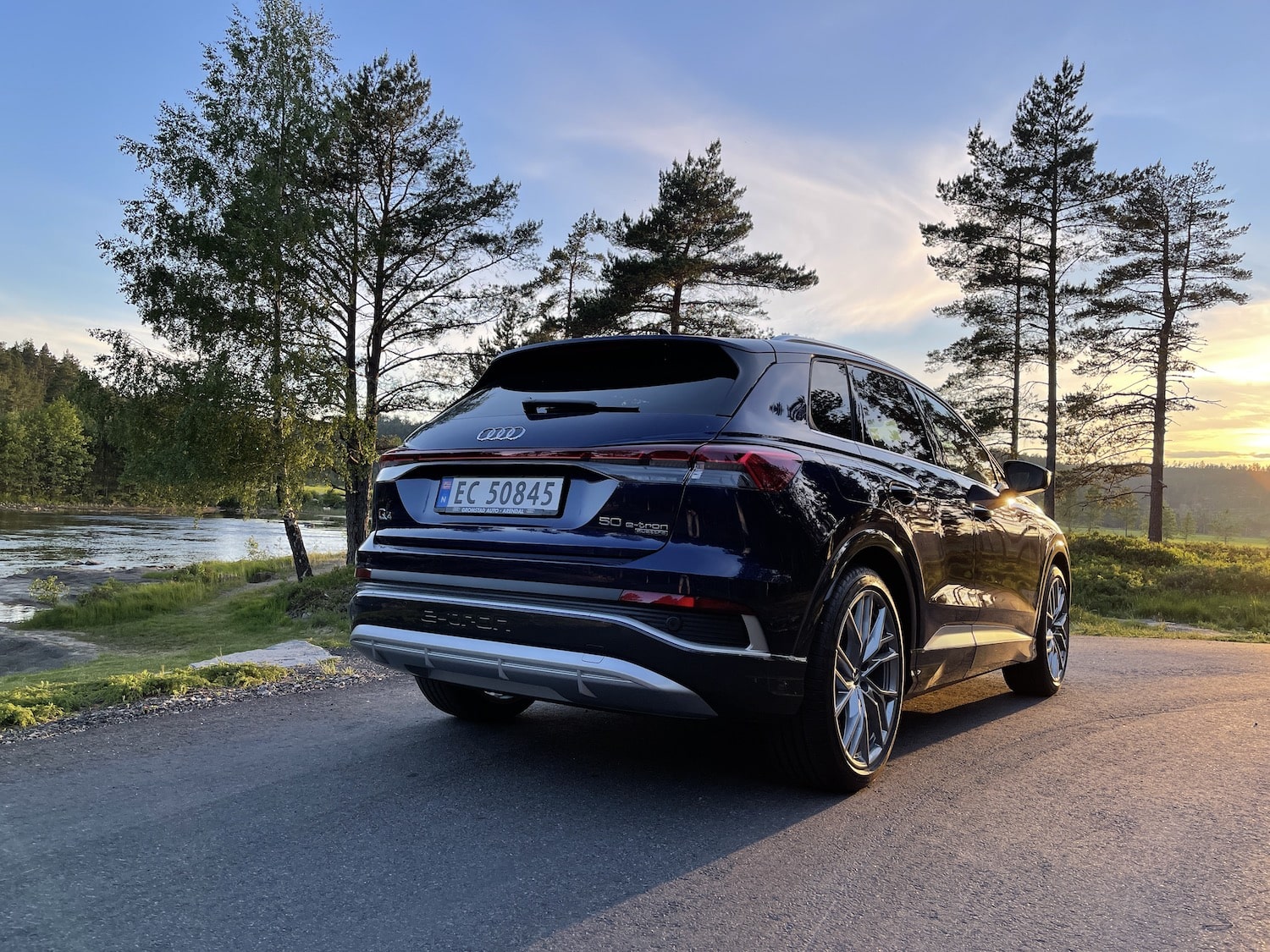 En kort test av Audi Q4 e-tron Quattro (juni 2021) - Nybiltester