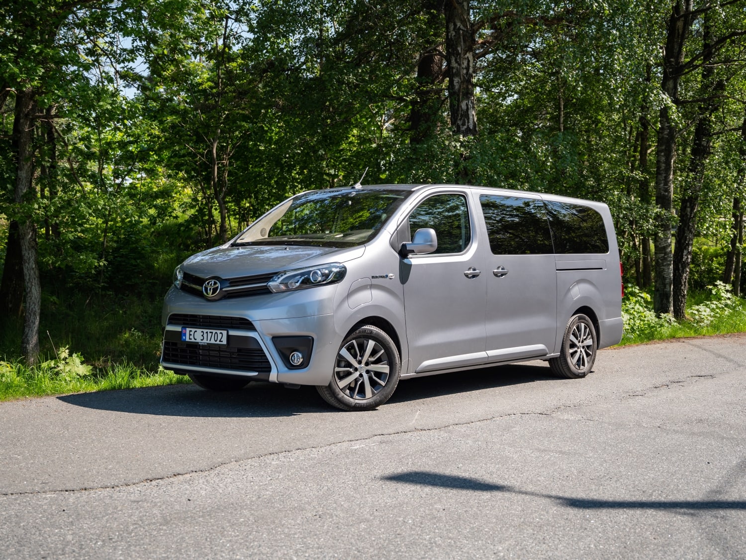 Toyota proace verso характеристики